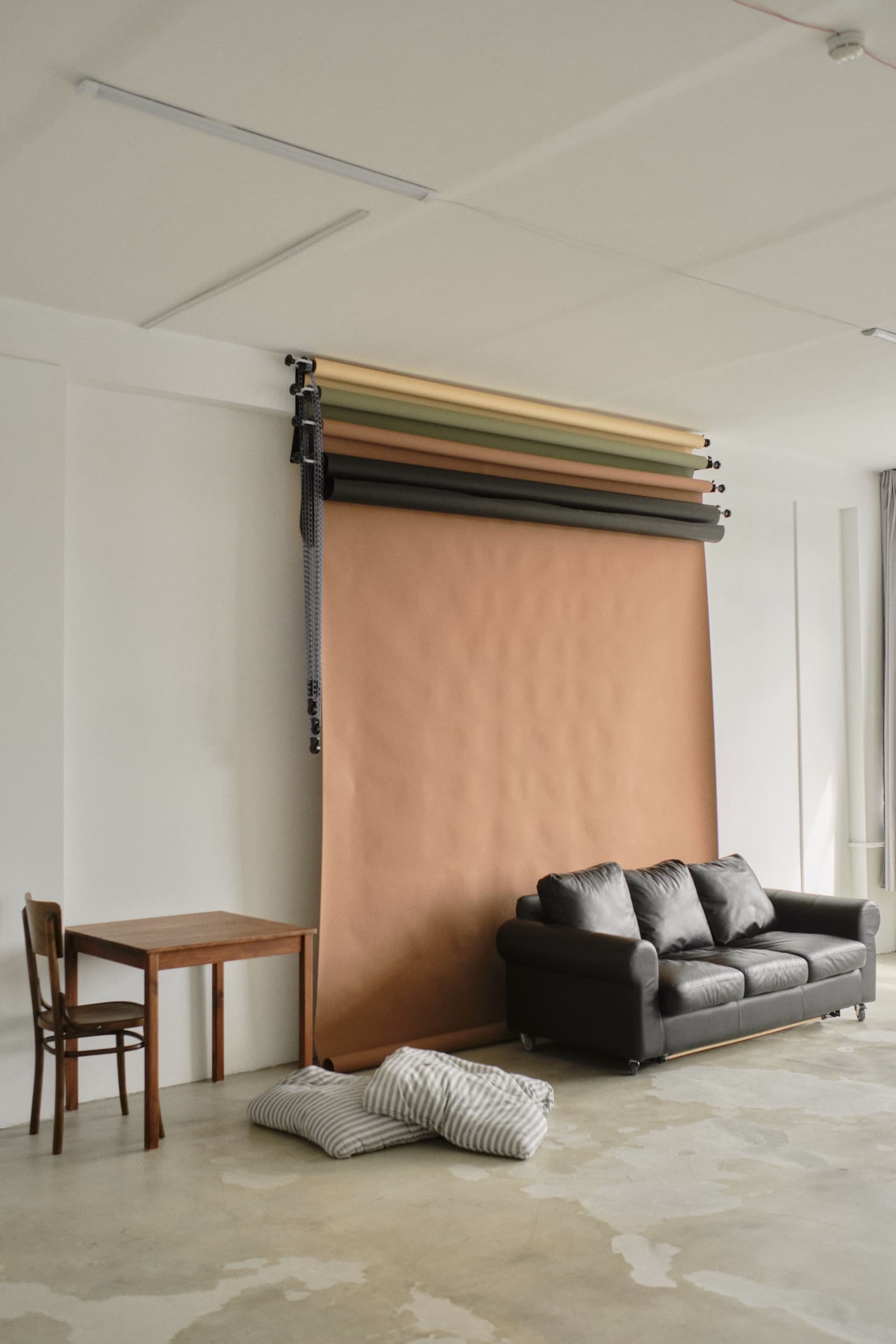 Интерьер зала Первый - система фонов и мебель